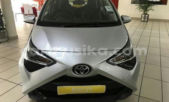 Nunua Ilio tumika Toyota Aygo Fedha Gari ndani ya Beitbridge nchini Matabeleland Kusini