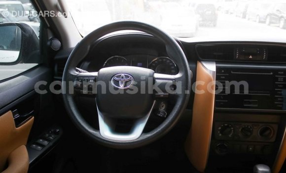 Tenga Imported Toyota Fortuner Chena Mota in Import - Dubai in Harare Tenga Imported Toyota Fortuner Chena Mota in Import - Dubai in Harare