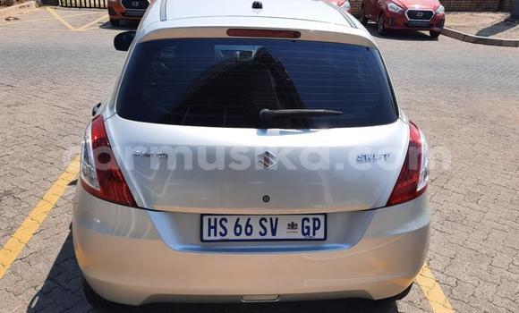 Acheter Occasion Voiture Suzuki Swift Gris à Beitbridge, Matabeleland South Acheter Occasion Voiture Suzuki Swift Gris à Beitbridge, Matabeleland South