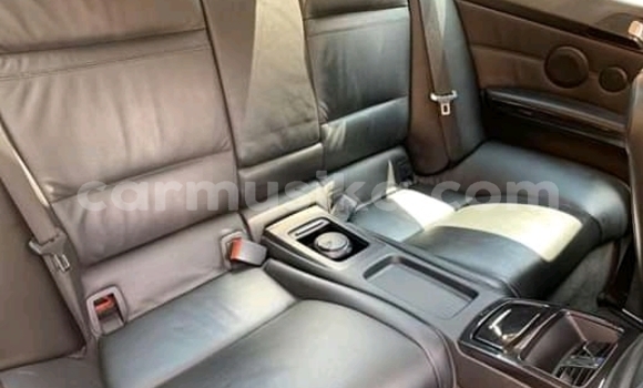 Acheter Occasion Voiture BMW 340 Rouge à Bulawayo, Bulawayo Acheter Occasion Voiture BMW 340 Rouge à Bulawayo, Bulawayo