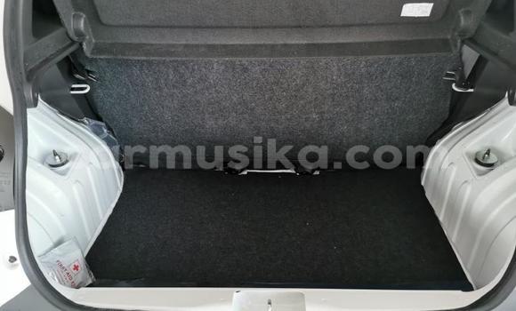 Acheter Occasion Voiture Renault KWID Blanc à Beitbridge, Matabeleland South Acheter Occasion Voiture Renault KWID Blanc à Beitbridge, Matabeleland South