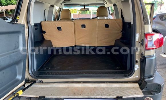 Buy Used Toyota Land Cruiser Brown Car in Beitbridge in Matabeleland South Buy Used Toyota Land Cruiser Brown Car in Beitbridge in Matabeleland South