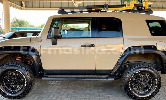 Buy Used Toyota Land Cruiser Brown Car in Beitbridge in Matabeleland South Buy Used Toyota Land Cruiser Brown Car in Beitbridge in Matabeleland South