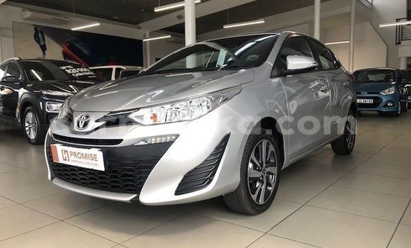 Nunua Ilio tumika Toyota Yaris Fedha Gari ndani ya Beitbridge nchini Matabeleland Kusini Nunua Ilio tumika Toyota Yaris Fedha Gari ndani ya Beitbridge nchini Matabeleland Kusini