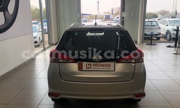 Nunua Ilio tumika Toyota Yaris Fedha Gari ndani ya Beitbridge nchini Matabeleland Kusini Nunua Ilio tumika Toyota Yaris Fedha Gari ndani ya Beitbridge nchini Matabeleland Kusini