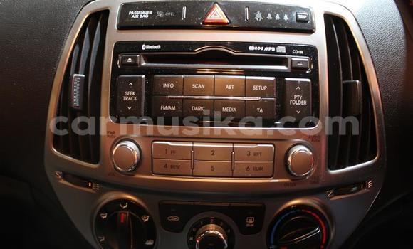 Acheter Occasion Voiture Hyundai i20 Gris à Beitbridge, Matabeleland South Acheter Occasion Voiture Hyundai i20 Gris à Beitbridge, Matabeleland South