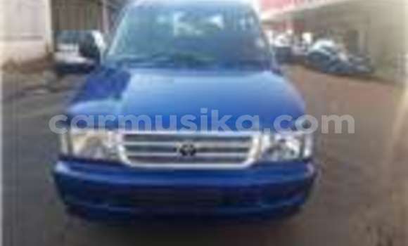 Tenga Tsaru Toyota Comfort Bhuruu Mota in Beitbridge in Matabeleland South