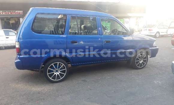 Acheter Occasion Voiture Toyota Comfort Bleu à Beitbridge, Matabeleland South Acheter Occasion Voiture Toyota Comfort Bleu à Beitbridge, Matabeleland South