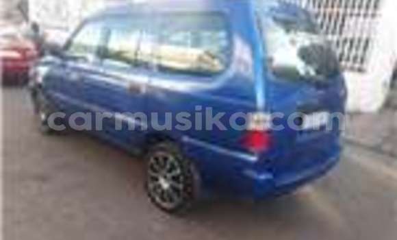 Acheter Occasion Voiture Toyota Comfort Bleu à Beitbridge, Matabeleland South Acheter Occasion Voiture Toyota Comfort Bleu à Beitbridge, Matabeleland South