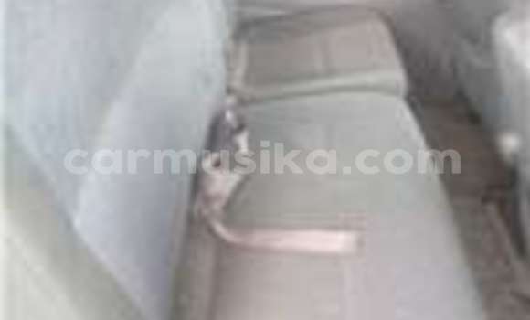 Acheter Occasion Voiture Toyota Comfort Gris à Beitbridge, Matabeleland South Acheter Occasion Voiture Toyota Comfort Gris à Beitbridge, Matabeleland South