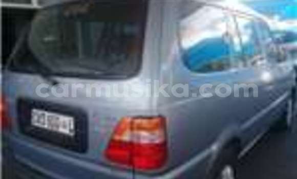 Acheter Occasion Voiture Toyota Comfort Gris à Beitbridge, Matabeleland South Acheter Occasion Voiture Toyota Comfort Gris à Beitbridge, Matabeleland South