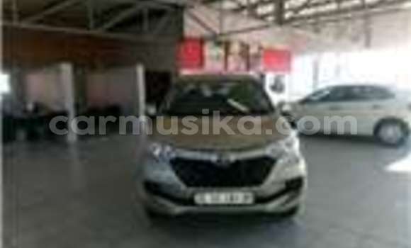 Nunua Ilio tumika Toyota Avanza Beige Gari ndani ya Beitbridge nchini Matabeleland Kusini