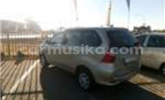Acheter Occasion Voiture Toyota Avanza Beige à Beitbridge, Matabeleland South Acheter Occasion Voiture Toyota Avanza Beige à Beitbridge, Matabeleland South