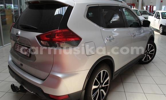 Acheter Occasion Voiture Nissan X–Trail Gris à Beitbridge, Matabeleland South Acheter Occasion Voiture Nissan X–Trail Gris à Beitbridge, Matabeleland South