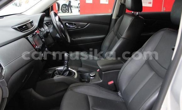 Acheter Occasion Voiture Nissan X–Trail Gris à Beitbridge, Matabeleland South Acheter Occasion Voiture Nissan X–Trail Gris à Beitbridge, Matabeleland South
