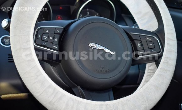 Acheter Import Voiture Jaguar E-Pace Rouge à Import - Dubai, Harare Acheter Import Voiture Jaguar E-Pace Rouge à Import - Dubai, Harare