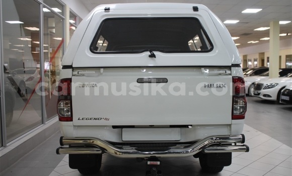 Tenga Tsaru Toyota Hilux Chena Mota in Beitbridge in Matabeleland South Tenga Tsaru Toyota Hilux Chena Mota in Beitbridge in Matabeleland South