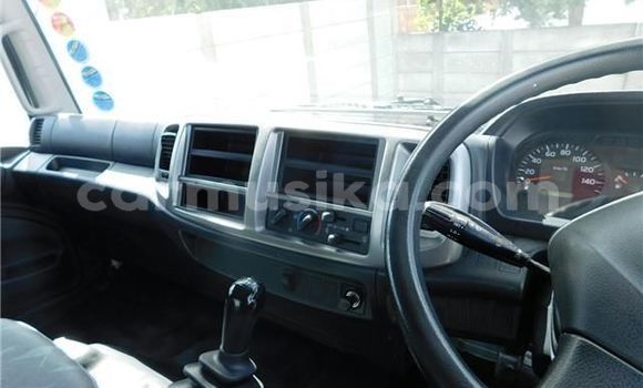 Tenga Tsaru Hino 300 Series Chena Rori in Beitbridge in Matabeleland South Tenga Tsaru Hino 300 Series Chena Rori in Beitbridge in Matabeleland South