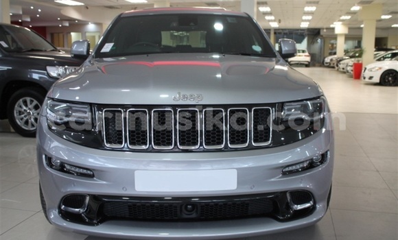 Buy Used Jeep Grand Cherokee SRT8 Silver Car in Beitbridge in Matabeleland South