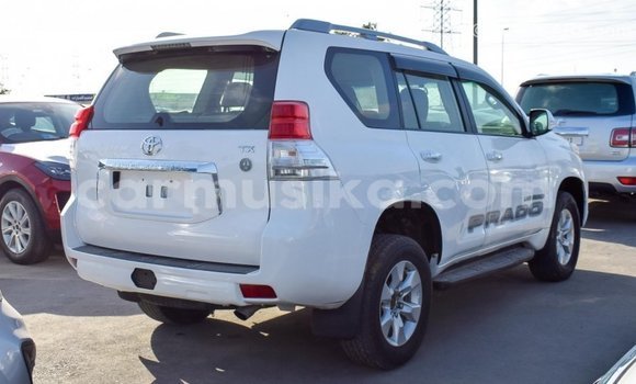 Tenga Imported Toyota Prado Chena Mota in Import - Dubai in Harare Tenga Imported Toyota Prado Chena Mota in Import - Dubai in Harare