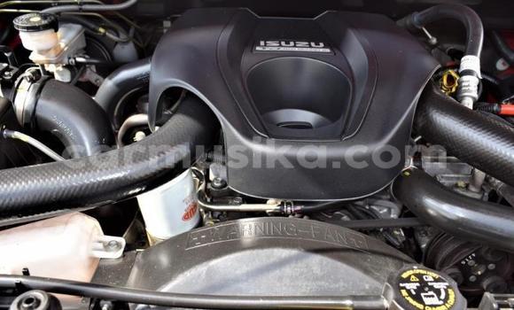 Acheter Occasion Voiture Isuzu KB Rouge à Beitbridge, Matabeleland South Acheter Occasion Voiture Isuzu KB Rouge à Beitbridge, Matabeleland South