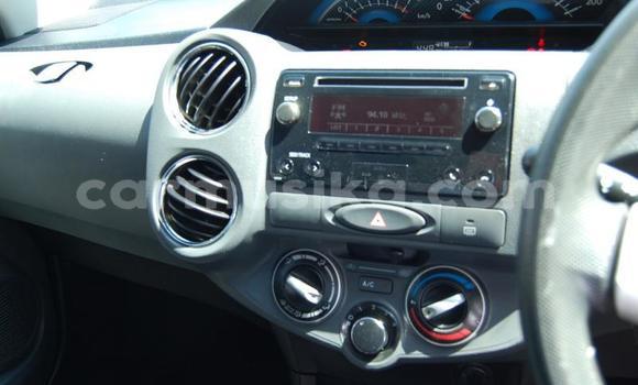 Acheter Occasion Voiture Toyota Etios Gris à Beitbridge, Matabeleland South Acheter Occasion Voiture Toyota Etios Gris à Beitbridge, Matabeleland South