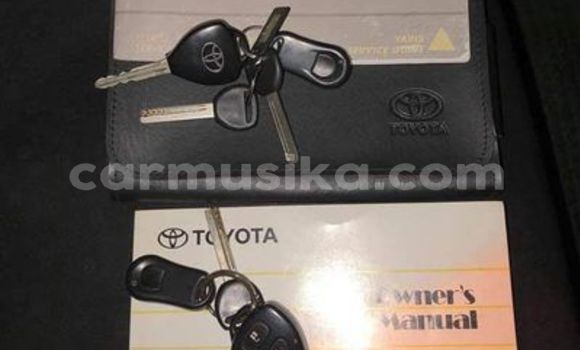 Nunua Ilio tumika Toyota Yaris Nyekundu Gari ndani ya Beitbridge nchini Matabeleland Kusini Nunua Ilio tumika Toyota Yaris Nyekundu Gari ndani ya Beitbridge nchini Matabeleland Kusini