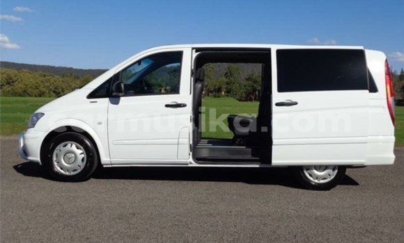 Tenga Tsaru Mercedes‒Benz Vito Chena Mota in Beitbridge in Matabeleland South Tenga Tsaru Mercedes‒Benz Vito Chena Mota in Beitbridge in Matabeleland South