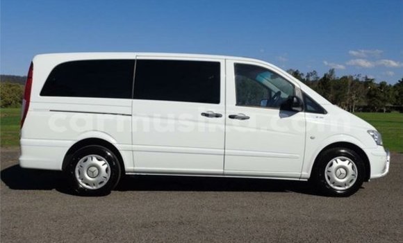Tenga Tsaru Mercedes‒Benz Vito Chena Mota in Beitbridge in Matabeleland South Tenga Tsaru Mercedes‒Benz Vito Chena Mota in Beitbridge in Matabeleland South