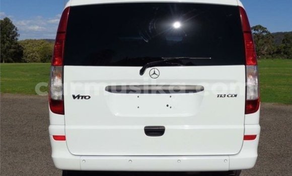 Tenga Tsaru Mercedes‒Benz Vito Chena Mota in Beitbridge in Matabeleland South Tenga Tsaru Mercedes‒Benz Vito Chena Mota in Beitbridge in Matabeleland South