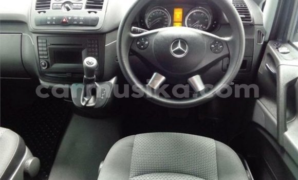 Tenga Tsaru Mercedes‒Benz Vito Chena Mota in Beitbridge in Matabeleland South Tenga Tsaru Mercedes‒Benz Vito Chena Mota in Beitbridge in Matabeleland South