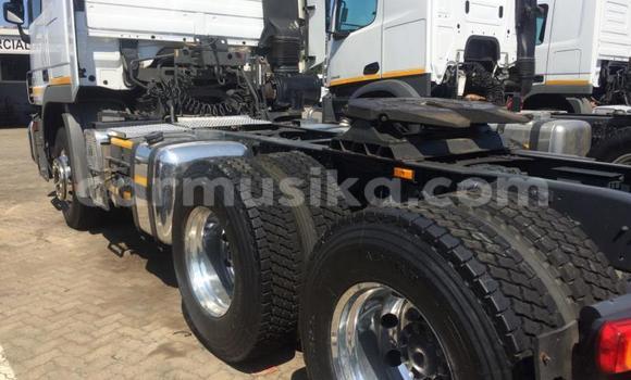 Tenga Tsaru Mercedes‒Benz Arocs Chena Rori in Harare in Harare Tenga Tsaru Mercedes‒Benz Arocs Chena Rori in Harare in Harare