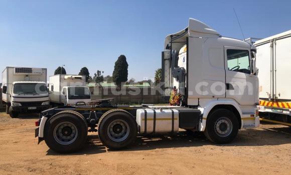 Tenga Tsaru Scania R420 Chena Rori in Harare in Harare Tenga Tsaru Scania R420 Chena Rori in Harare in Harare