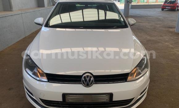 Nunua Ilio tumika Volkswagen Golf Nyeupe Gari ndani ya Beitbridge nchini Matabeleland Kusini