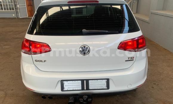 Acheter Occasion Voiture Volkswagen Golf Blanc à Beitbridge, Matabeleland South Acheter Occasion Voiture Volkswagen Golf Blanc à Beitbridge, Matabeleland South