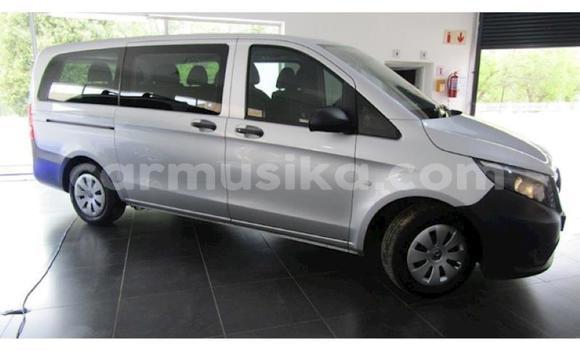 Acheter Occasion Voiture Mercedes‒Benz Vito Blanc à Harare, Harare Acheter Occasion Voiture Mercedes‒Benz Vito Blanc à Harare, Harare