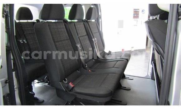 Acheter Occasion Voiture Mercedes‒Benz Vito Blanc à Harare, Harare Acheter Occasion Voiture Mercedes‒Benz Vito Blanc à Harare, Harare