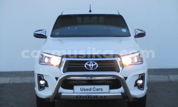 Acheter Occasion Voiture Toyota Hilux Blanc à Beitbridge, Matabeleland South Acheter Occasion Voiture Toyota Hilux Blanc à Beitbridge, Matabeleland South