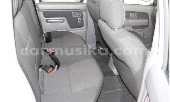 Acheter Occasion Voiture Nissan Hardbody Blanc à Beitbridge, Matabeleland South Acheter Occasion Voiture Nissan Hardbody Blanc à Beitbridge, Matabeleland South