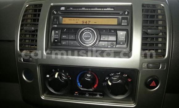 Acheter Occasion Voiture Nissan Navara Blanc à Beitbridge, Matabeleland South Acheter Occasion Voiture Nissan Navara Blanc à Beitbridge, Matabeleland South