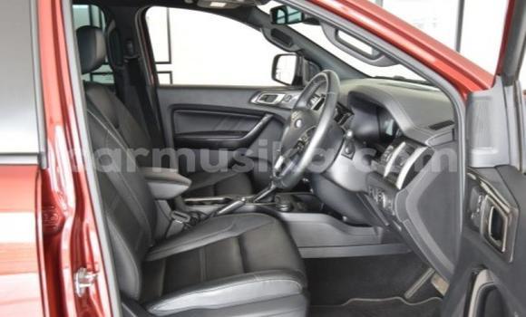 Acheter Occasion Voiture Ford Everest Autre à Beitbridge, Matabeleland South Acheter Occasion Voiture Ford Everest Autre à Beitbridge, Matabeleland South