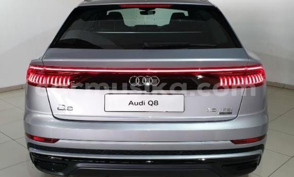 Acheter Occasion Voiture Audi Q8 Gris à Beitbridge, Matabeleland South Acheter Occasion Voiture Audi Q8 Gris à Beitbridge, Matabeleland South
