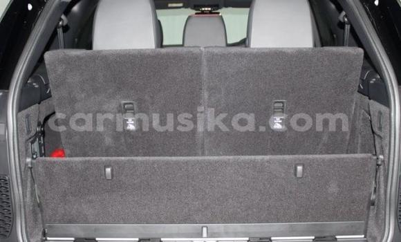 Nunua Ilio tumika Land Rover Discovery Nyeusi Gari ndani ya Beitbridge nchini Matabeleland Kusini Nunua Ilio tumika Land Rover Discovery Nyeusi Gari ndani ya Beitbridge nchini Matabeleland Kusini