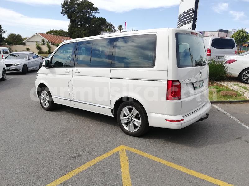 Big with watermark volkswagen caravelle matabeleland south beitbridge 18301