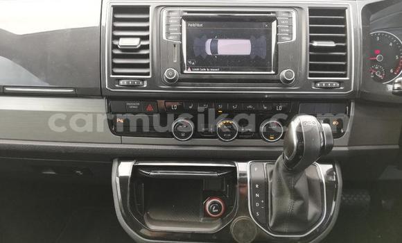 Tenga Tsaru Volkswagen Caravelle Chena Mota in Beitbridge in Matabeleland South Tenga Tsaru Volkswagen Caravelle Chena Mota in Beitbridge in Matabeleland South