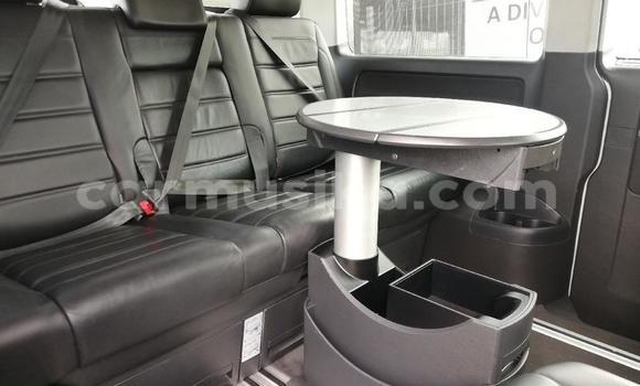 Tenga Tsaru Volkswagen Caravelle Chena Mota in Beitbridge in Matabeleland South Tenga Tsaru Volkswagen Caravelle Chena Mota in Beitbridge in Matabeleland South