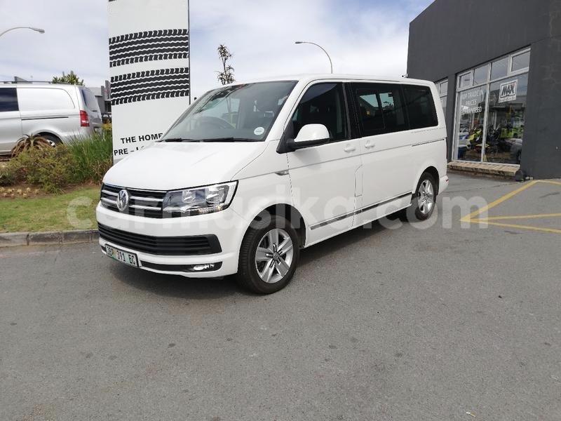 Big with watermark volkswagen caravelle matabeleland south beitbridge 18301