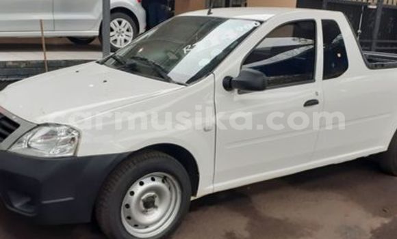 Nunua Ilio tumika Nissan NV200 Nyeupe Gari ndani ya Beitbridge nchini Matabeleland Kusini