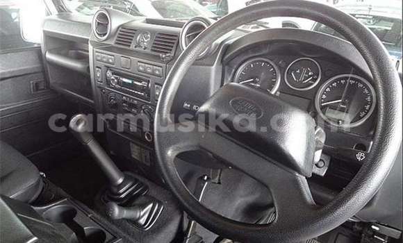 Tenga Tsaru Land Rover Defender Chena Mota in Harare in Harare Tenga Tsaru Land Rover Defender Chena Mota in Harare in Harare