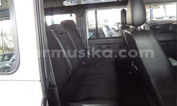 Tenga Tsaru Land Rover Defender Chena Mota in Harare in Harare Tenga Tsaru Land Rover Defender Chena Mota in Harare in Harare